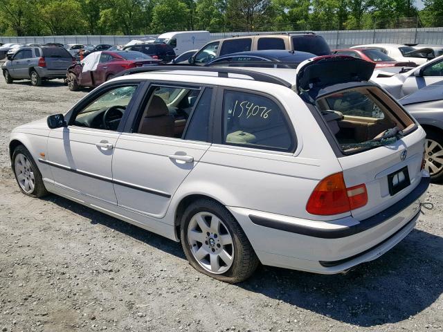 WBAAW33431ET40425 - 2001 BMW 325 IT WHITE photo 3