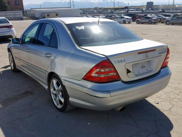 WDBRF40J75F629781 - 2005 MERCEDES-BENZ C 230K SPO SILVER photo 3