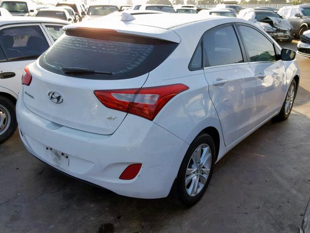 KMHD35LEXDU024054 - 2013 HYUNDAI ELANTRA GT WHITE photo 4