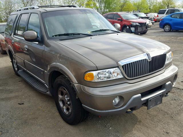 5LMFU28RX2LJ10271 - 2002 LINCOLN NAVIGATOR Beige photo 1