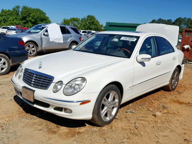 WDBUF56JX6A860860 - 2006 MERCEDES-BENZ E 350 WHITE photo 2