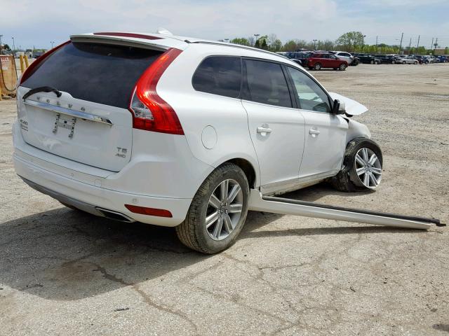 YV440MRU1H2001332 - 2017 VOLVO XC60 T5 WHITE photo 4