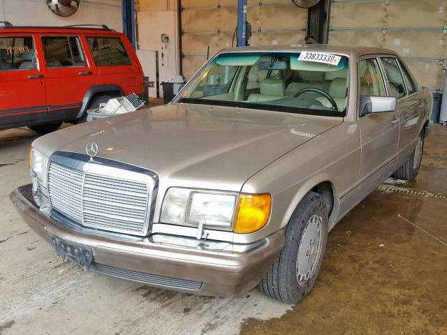 WDBCA25D7MA572344 - 1991 MERCEDES-BENZ 300 SEL GOLD photo 2