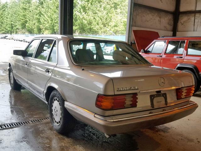 WDBCA25D7MA572344 - 1991 MERCEDES-BENZ 300 SEL GOLD photo 3