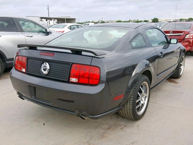 1ZVHT82H585146255 - 2008 FORD MUSTANG GT GRAY photo 4