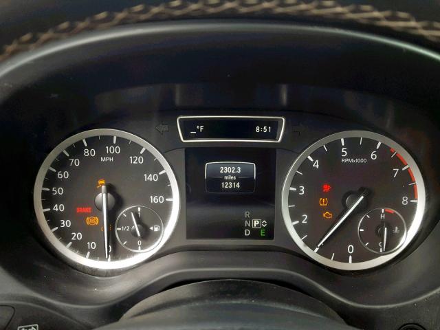 SJKCH5CR4HA031316 - 2017 INFINITI QX30 BASE WHITE photo 8