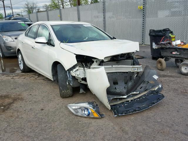 1G4PP5SK7E4214453 - 2014 BUICK VERANO WHITE photo 1