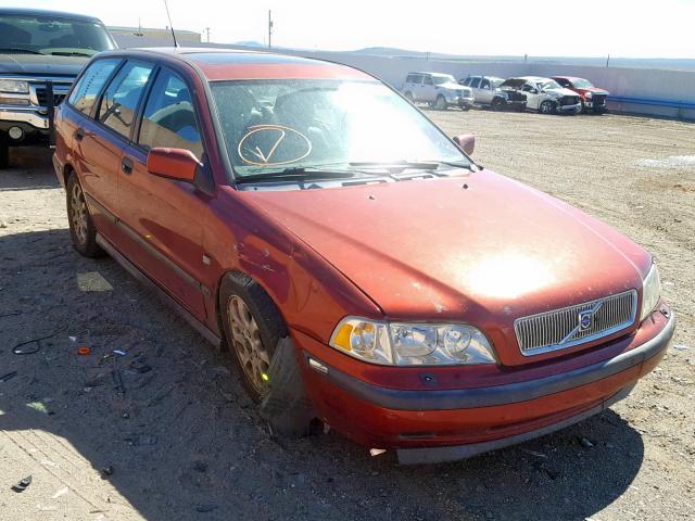 YV1VW2551YF467015 - 2000 VOLVO V40 MAROON photo 1