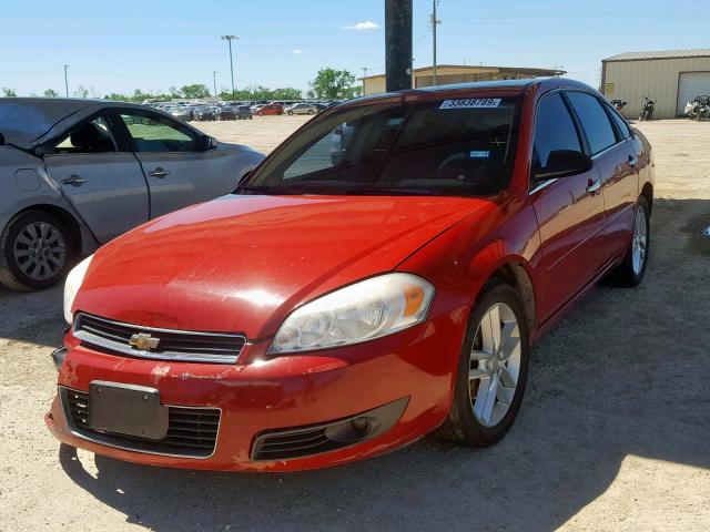 2G1WU583181269742 - 2008 CHEVROLET IMPALA LTZ RED photo 2