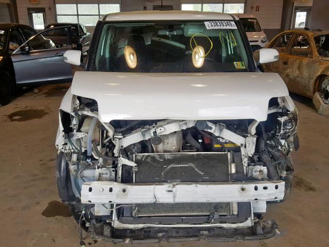 JTLKE50E881017674 - 2008 TOYOTA SCION XB 白色 照片 9