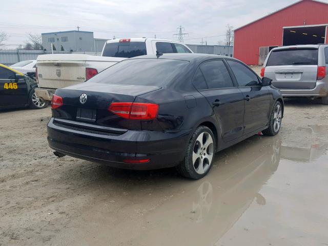 3VW2K7AJ5FM356451 - 2015 VOLKSWAGEN JETTA BASE BLACK photo 4