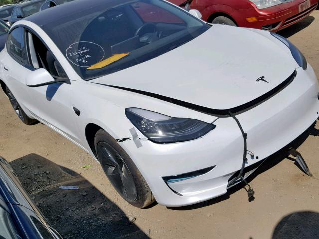 5YJ3E1EA4JF007476 - 2018 TESLA MODEL 3 WHITE photo 1