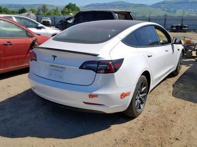 5YJ3E1EA4JF007476 - 2018 TESLA MODEL 3 WHITE photo 4