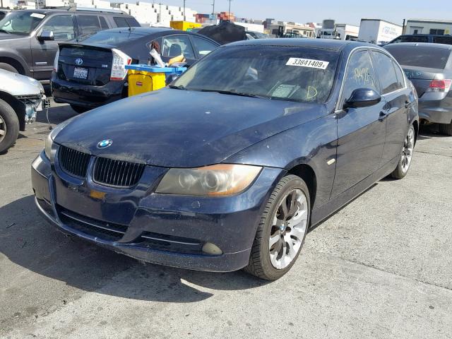 WBAVB335X6AZ86050 - 2006 BMW 330 I BLUE photo 2