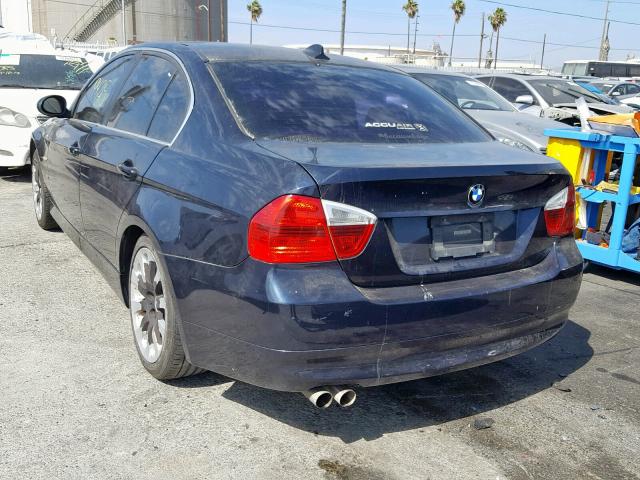 WBAVB335X6AZ86050 - 2006 BMW 330 I BLUE photo 3