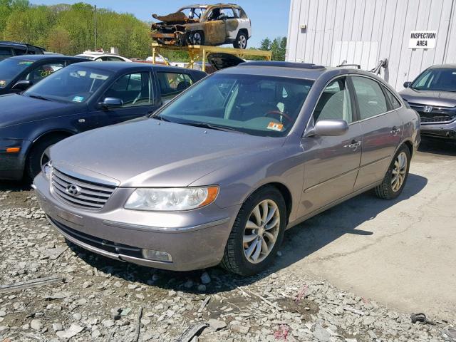 KMHFC46F97A161838 - 2007 HYUNDAI AZERA SE GRAY photo 2