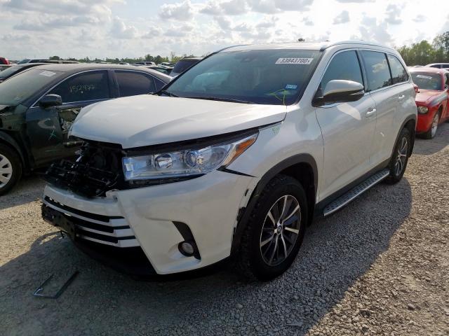 5TDKZRFH6KS555020 - 2019 TOYOTA HIGHLANDER SE  photo 2