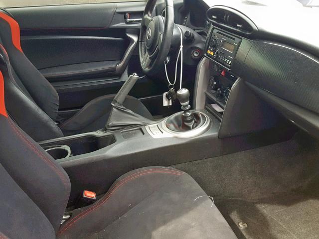 JF1ZNAA13D1727791 - 2013 TOYOTA SCION FR-S BLACK photo 5