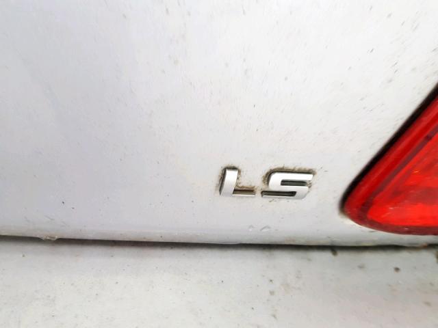 1G1ZG57B194266777 - 2009 CHEVROLET MALIBU LS SILVER photo 9