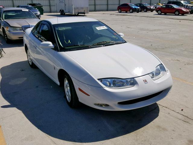 1G8ZR12772Z168174 - 2002 SATURN SC2 WHITE photo 1