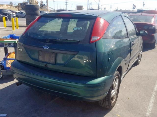 3FAFP313X1R174813 - 2001 FORD FOCUS ZX3 GREEN photo 4