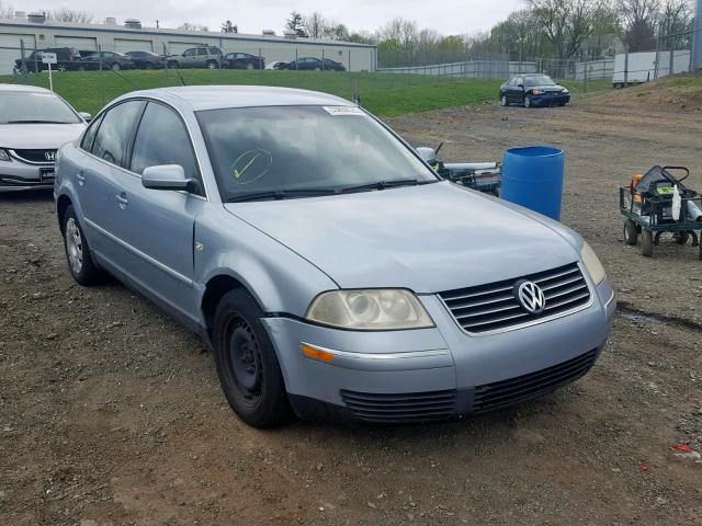 WVWMD63BX3P443712 - 2003 VOLKSWAGEN PASSAT GL BLUE photo 1