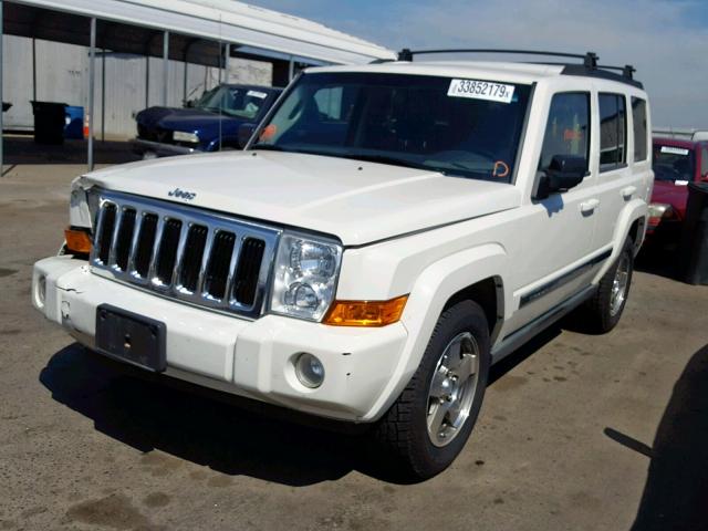 1J4RG4GK1AC127626 - 2010 JEEP COMMANDER WHITE photo 2