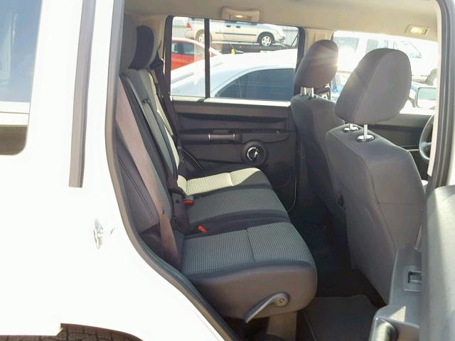 1J4RG4GK1AC127626 - 2010 JEEP COMMANDER WHITE photo 6