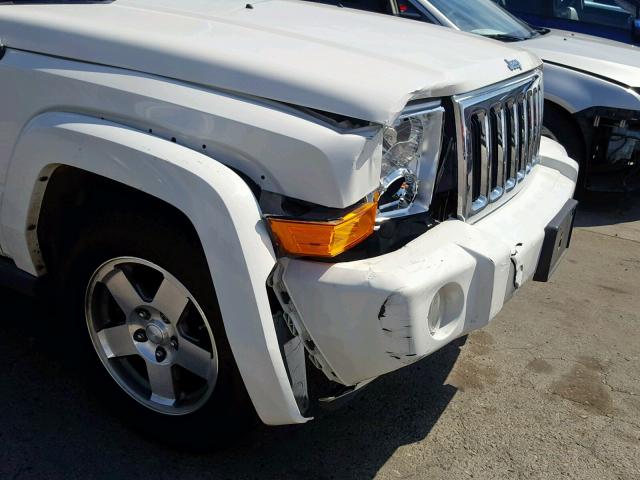 1J4RG4GK1AC127626 - 2010 JEEP COMMANDER WHITE photo 9