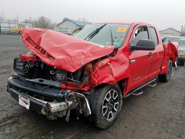 5TFUY5F15FX425110 - 2015 TOYOTA TUNDRA DOUBLE CAB SR/SR5  photo 2