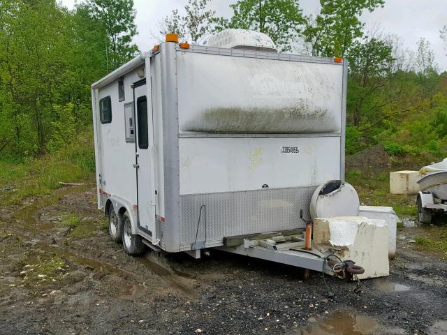 1C9EU12252B746394 - 2002 COACH TRAILER WHITE photo 1