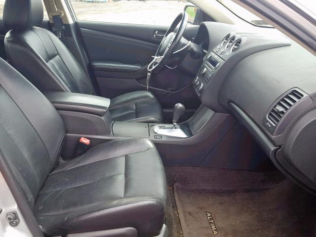 1N4BL21E67N400900 - 2007 NISSAN ALTIMA 3.5 SILVER photo 5