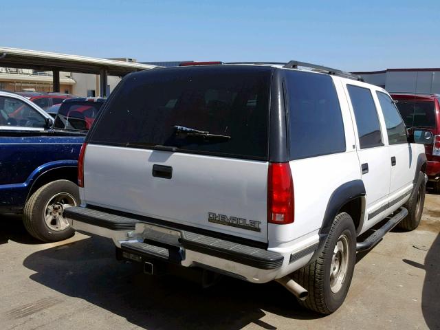 1GNEK13R4TJ357610 - 1996 CHEVROLET TAHOE WHITE photo 4