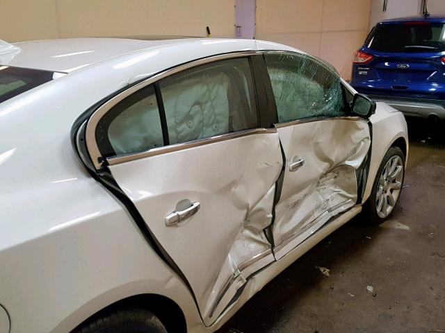 1G4GJ5E36DF213416 - 2013 BUICK LACROSSE T WHITE photo 9