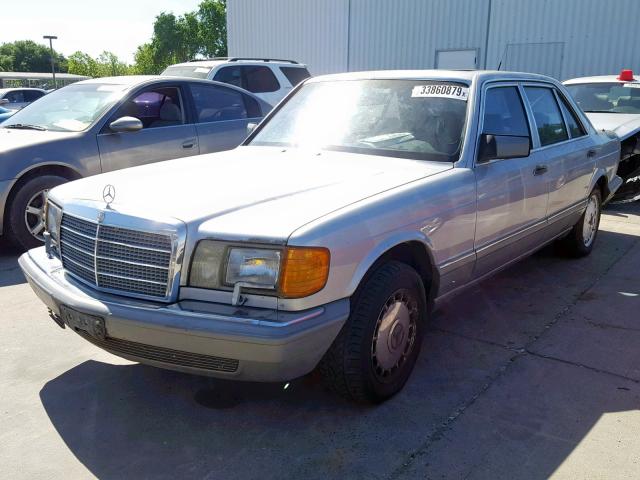 WDBCA25D4JA398583 - 1988 MERCEDES-BENZ 300 SEL SILVER photo 2