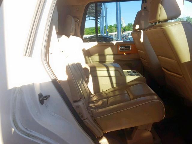 5LMFU27597LJ00742 - 2007 LINCOLN NAVIGATOR WHITE photo 6