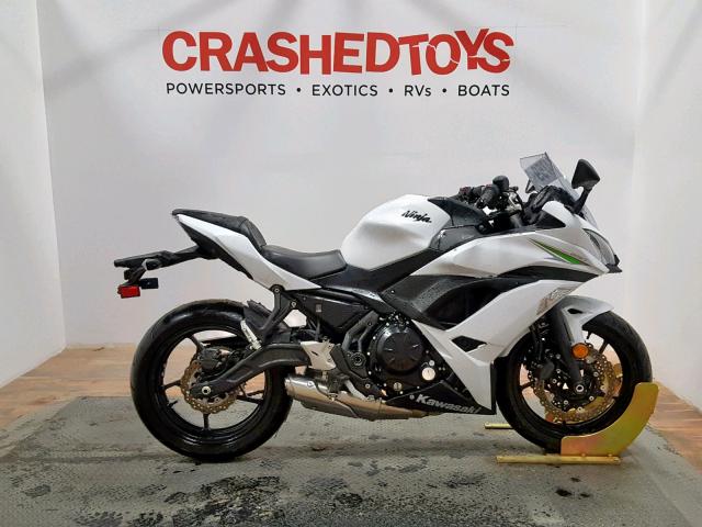 JKAEXEJ10HDA00393 - 2017 KAWASAKI EX650 J WHITE photo 1