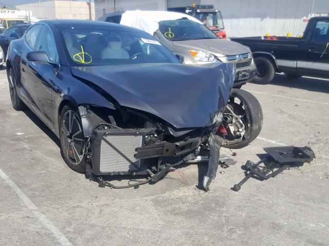 5YJSA1E44JF280693 - 2018 TESLA MODEL S أبيض صورة 1