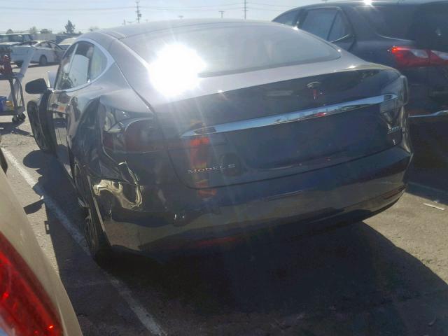 5YJSA1E44JF280693 - 2018 TESLA MODEL S أبيض صورة 3