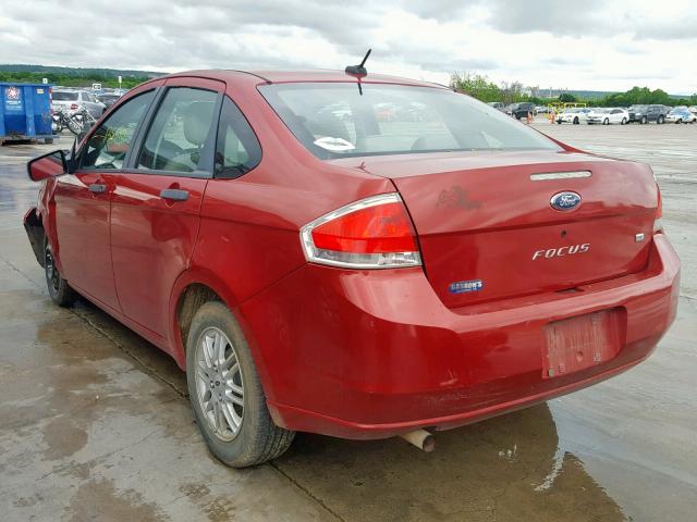 1FAHP35N99W207023 - 2009 FORD FOCUS SE RED photo 3