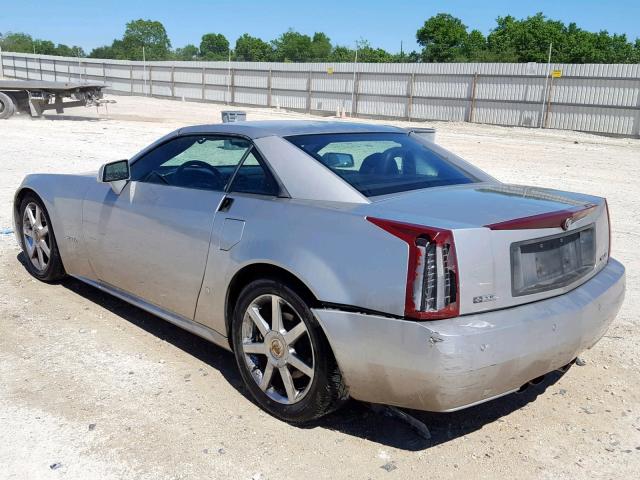 1G6YV36A675600124 - 2007 CADILLAC XLR SILVER photo 3