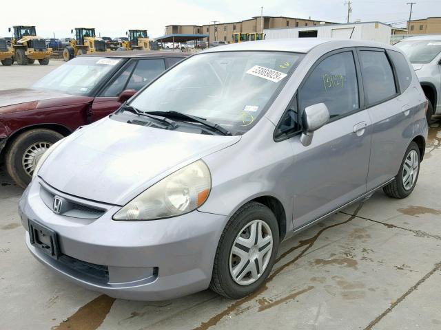 JHMGD38488S050316 - 2008 HONDA FIT SILVER photo 2