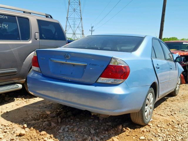 4T1BE32K65U521021 - 2005 TOYOTA CAMRY LE BLUE photo 4