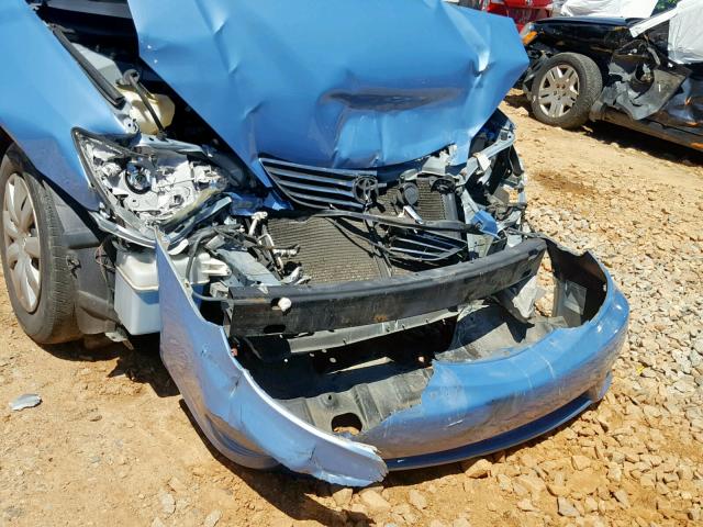 4T1BE32K65U521021 - 2005 TOYOTA CAMRY LE BLUE photo 9