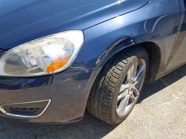 YV1612FS8D2193384 - 2013 VOLVO S60 T5 BLUE photo 9