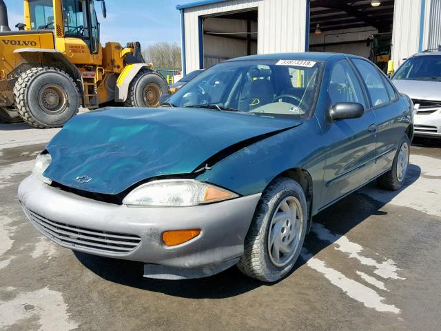 1G1JF52T2W7105669 - 1998 CHEVROLET CAVALIER L GREEN photo 2