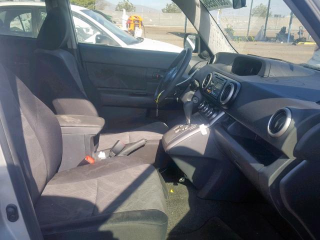 JTLZE4FE0DJ033359 - 2013 TOYOTA SCION XB 银色 照片 5