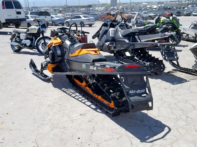 2BPSCEDA4DV000554 - 2013 SKI DOO SUMMIT SP ORANGE photo 3