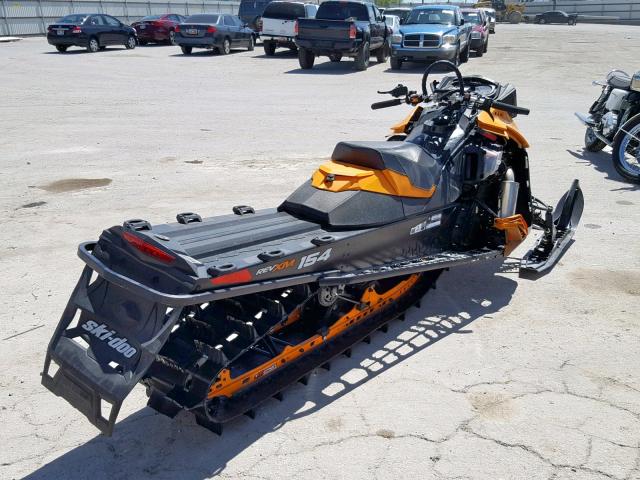 2BPSCEDA4DV000554 - 2013 SKI DOO SUMMIT SP ORANGE photo 4