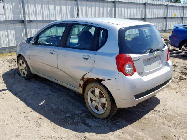 KL1TD66E29B658659 - 2009 CHEVROLET AVEO LS SILVER photo 3